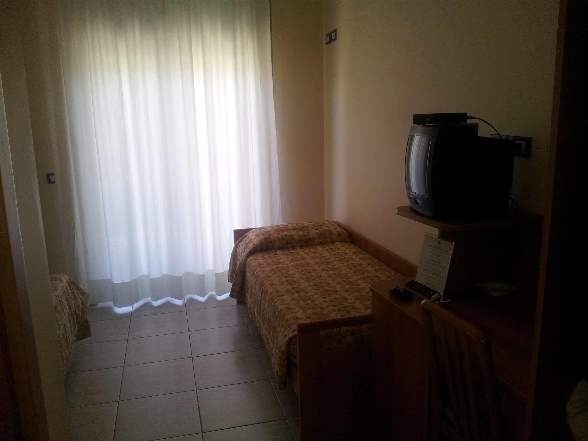 Maiorano Boutique Hotel Manfredonia Buitenkant foto