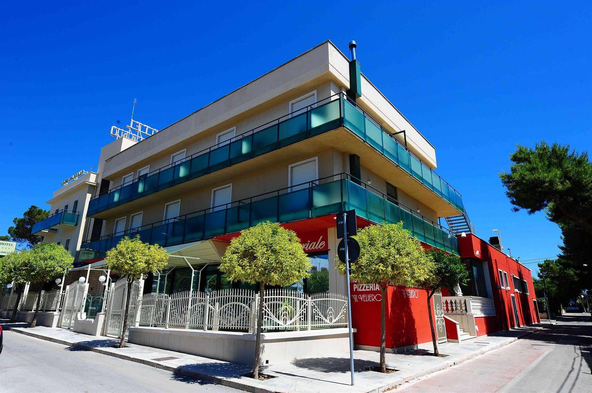 Maiorano Boutique Hotel Manfredonia Buitenkant foto