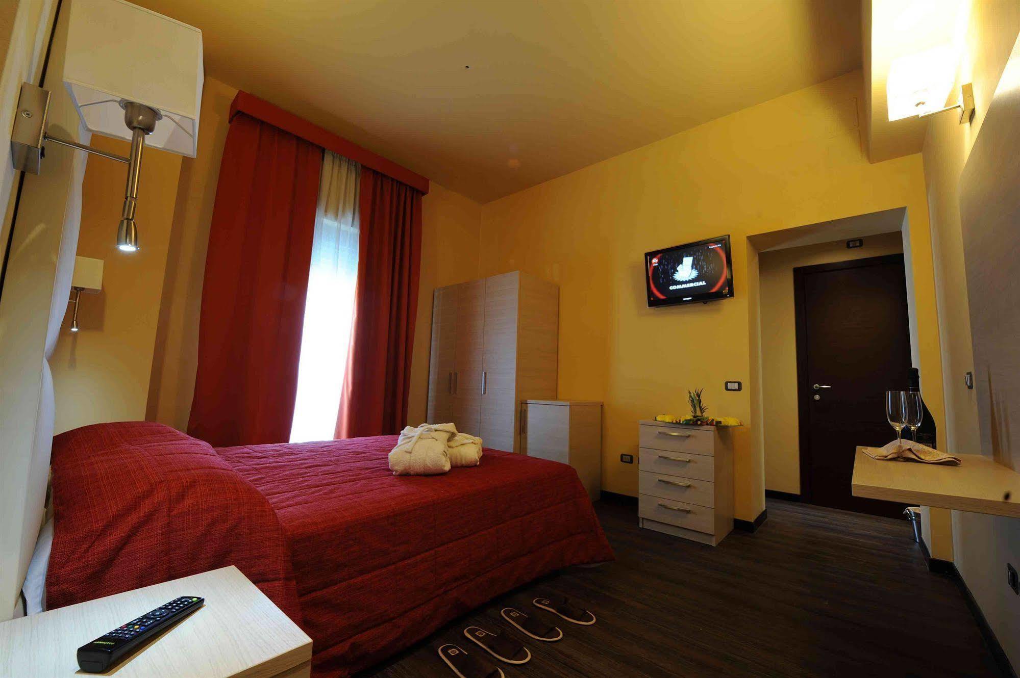 Maiorano Boutique Hotel Manfredonia Buitenkant foto